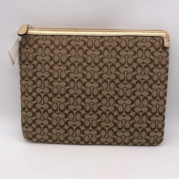 Coach Signature Tablet Ipad Sleeve Bag F61035/￼SV /Khaki￼￼/Metallic￼ - Picture 3 of 9